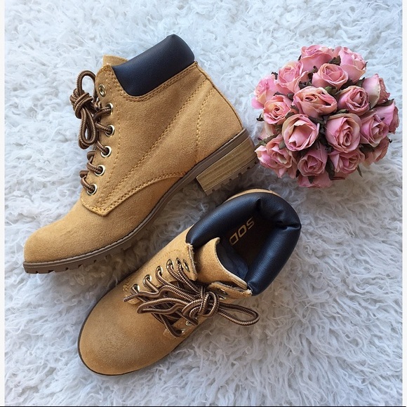 Soda Shoes - NIB | Timberland Style Work Boots by Soda